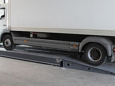 HDSF0713-235